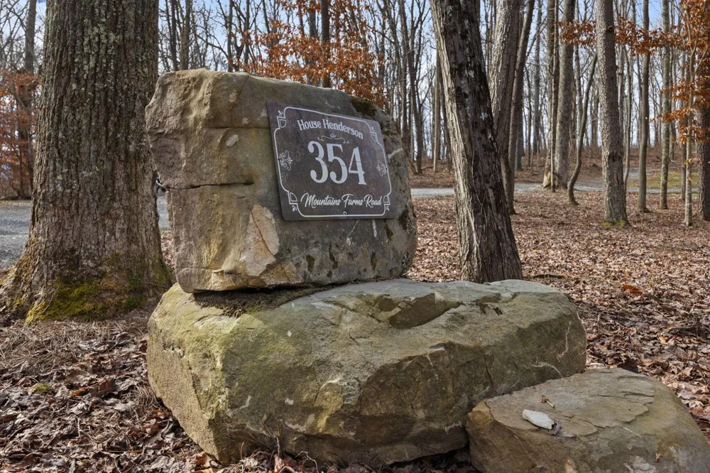 354 Mountain Farms Road Signal Mountain, TN 37377