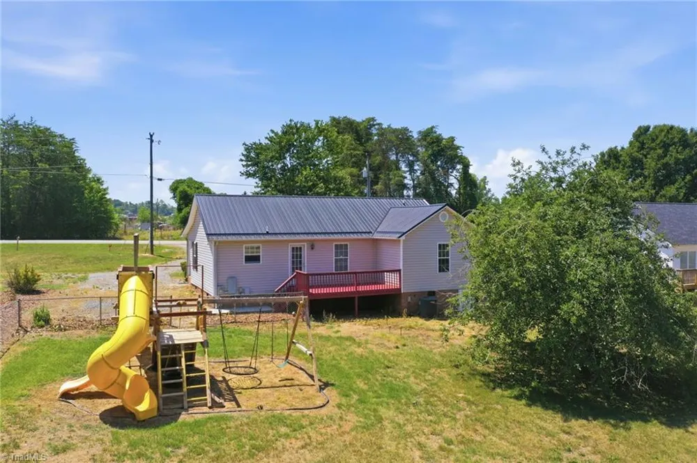 1502 Gibbs Road Reidsville, NC 27320