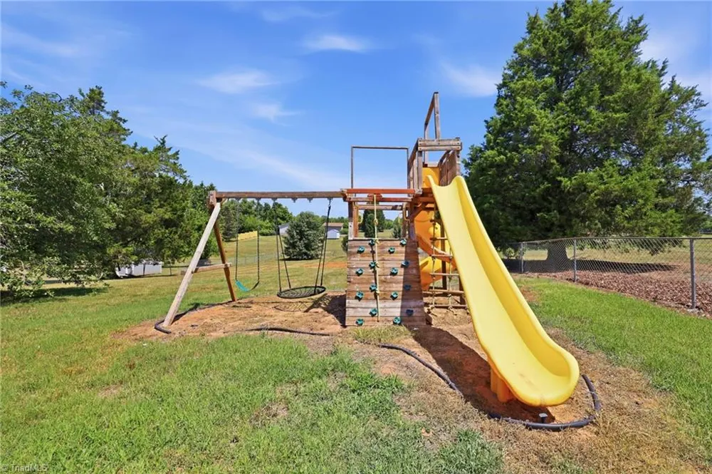 1502 Gibbs Road Reidsville, NC 27320