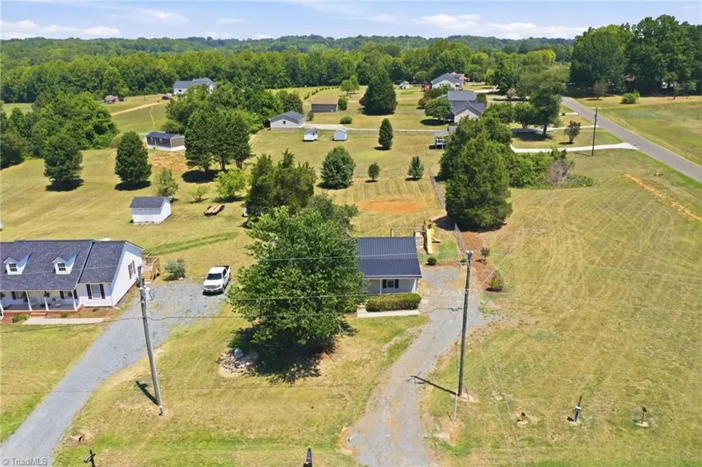 1502 Gibbs Road Reidsville, NC 27320