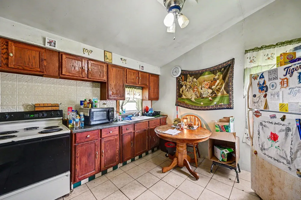 3721 Market Street Kalamazoo Charter Township, MI 49048