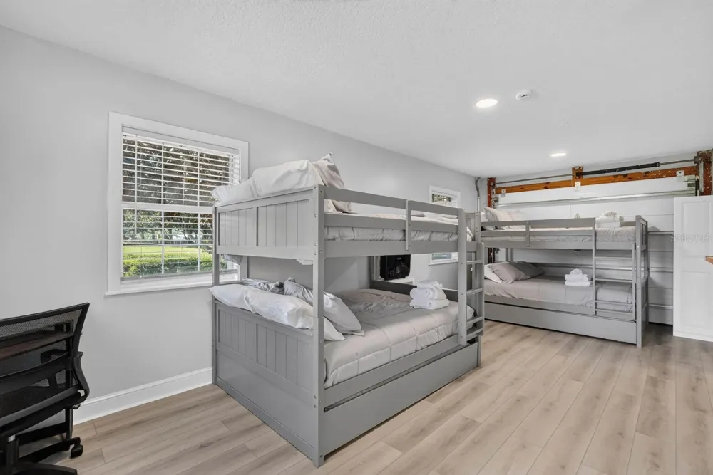350 FOX HOLLOW FARMS ROAD Pierson, FL 32180