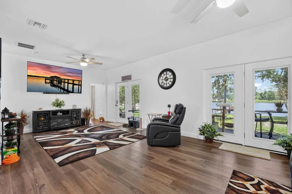 350 FOX HOLLOW FARMS ROAD Pierson, FL 32180