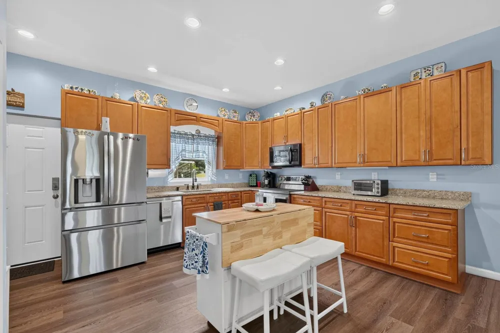 350 FOX HOLLOW FARMS ROAD Pierson, FL 32180