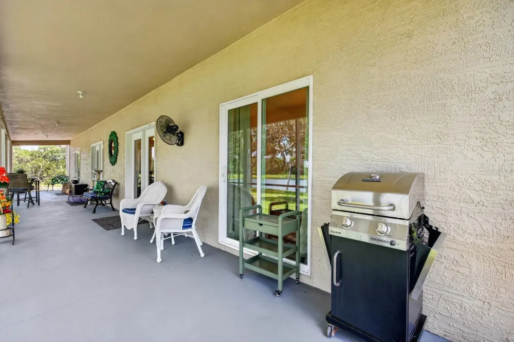 350 FOX HOLLOW FARMS ROAD Pierson, FL 32180