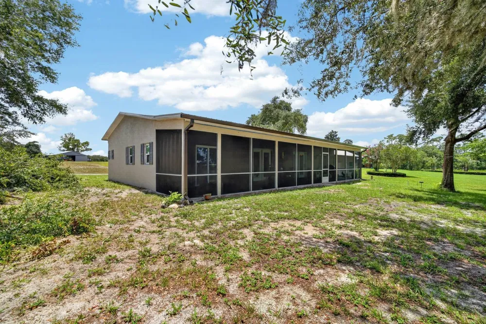 350 FOX HOLLOW FARMS ROAD Pierson, FL 32180