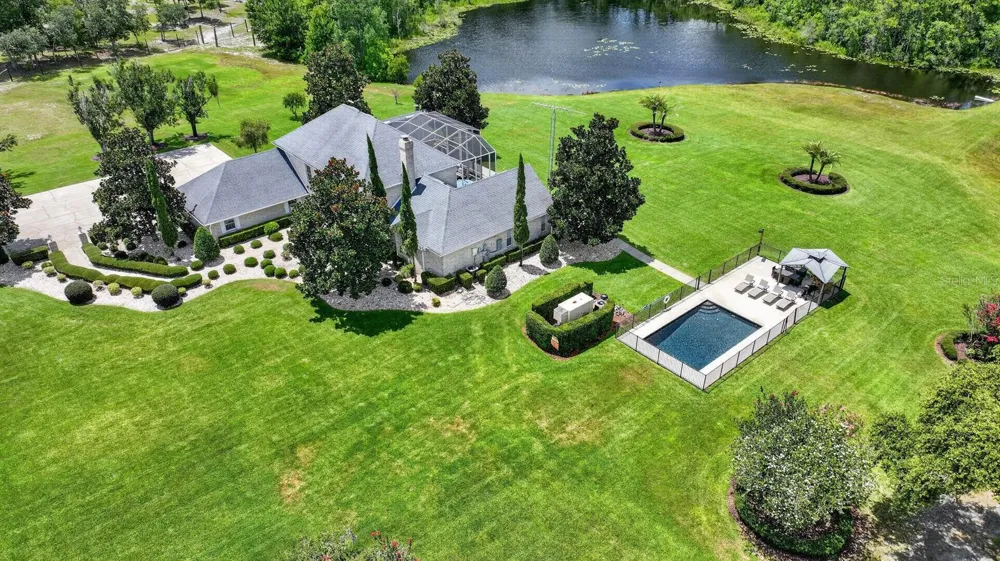 350 FOX HOLLOW FARMS ROAD Pierson, FL 32180