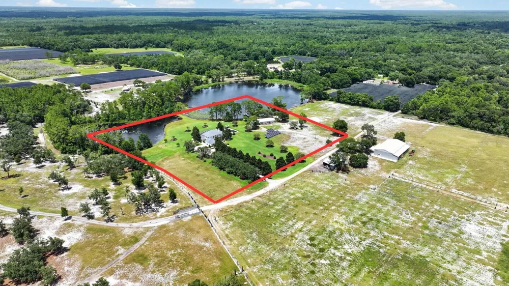 350 FOX HOLLOW FARMS ROAD Pierson, FL 32180