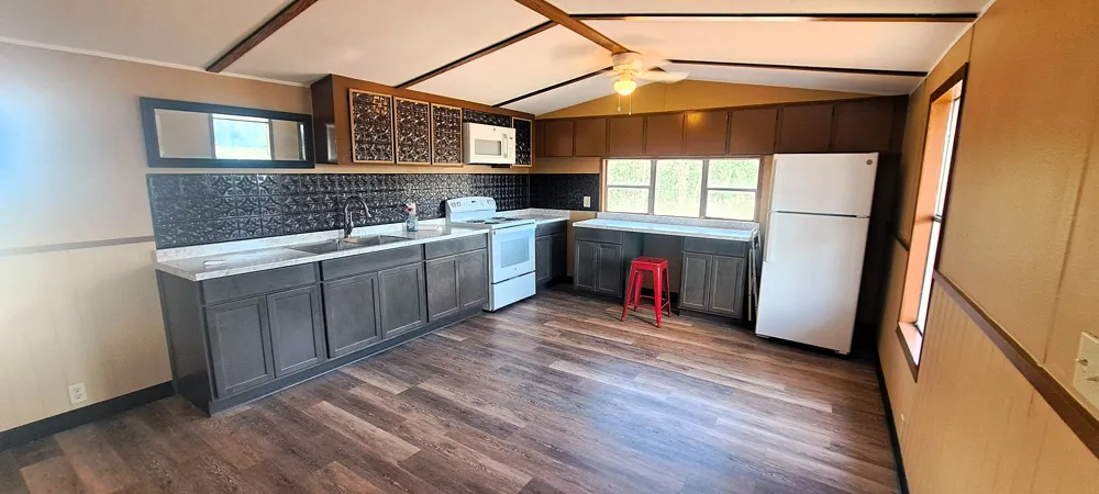 937 CR 305 Center Rockdale, TX 76567