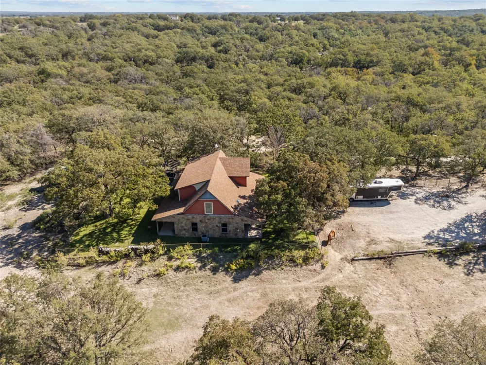 262 Cheyenne Trail Springtown, TX 76082