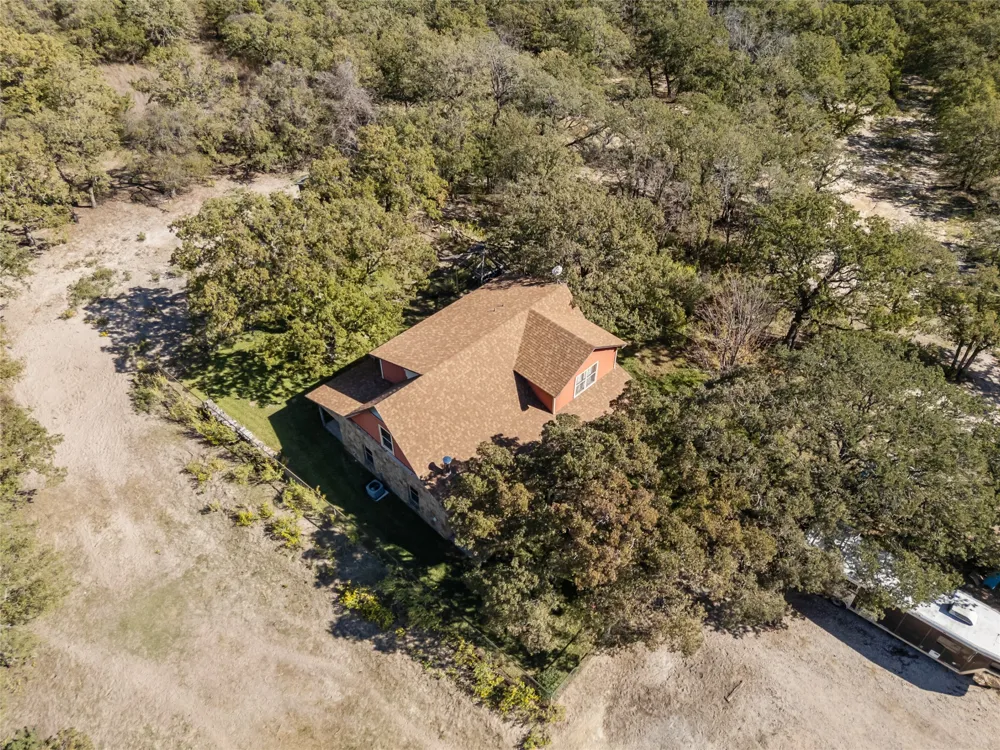 262 Cheyenne Trail Springtown, TX 76082