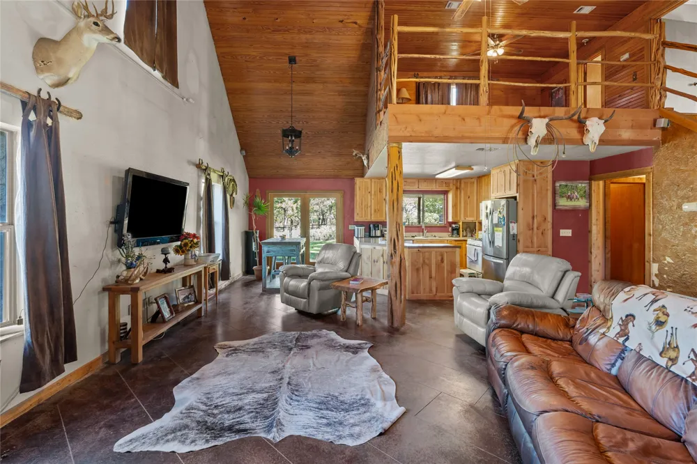 262 Cheyenne Trail Springtown, TX 76082