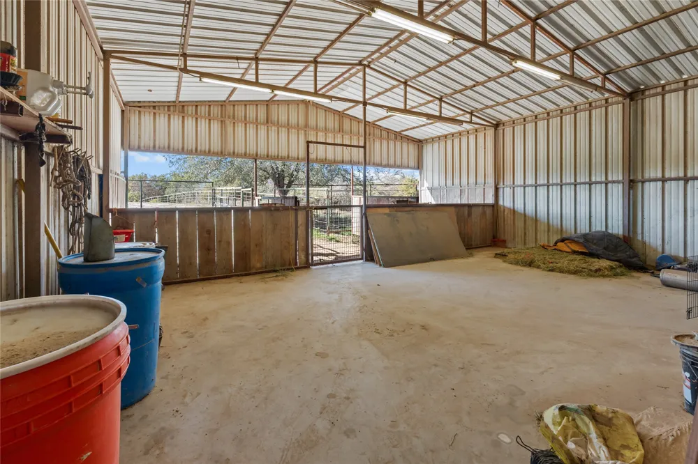 262 Cheyenne Trail Springtown, TX 76082