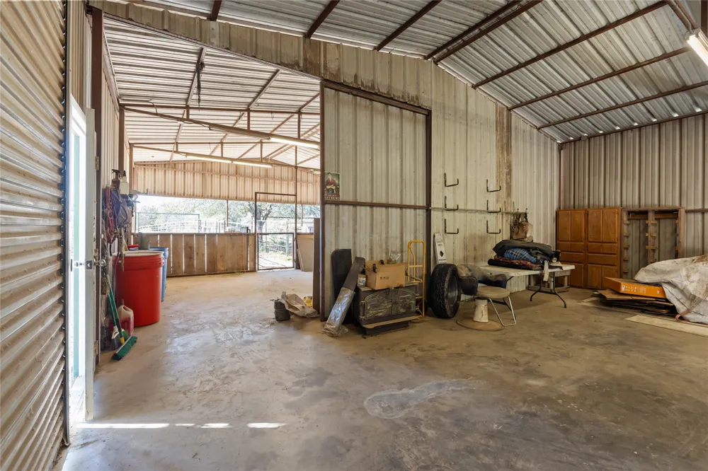 262 Cheyenne Trail Springtown, TX 76082