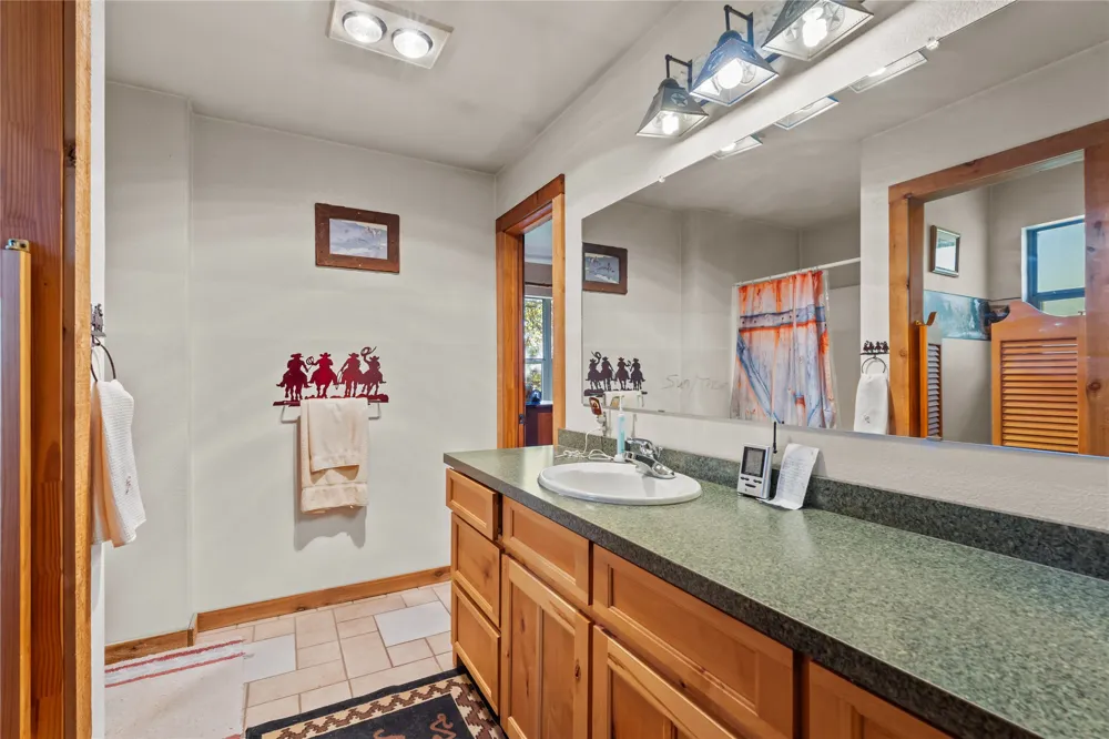 262 Cheyenne Trail Springtown, TX 76082