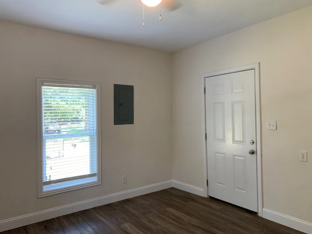 2222 W BOND STREET Denison, TX 75020