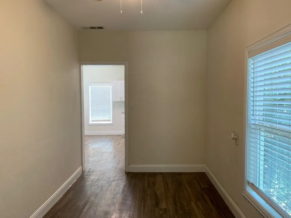 2222 W BOND STREET Denison, TX 75020