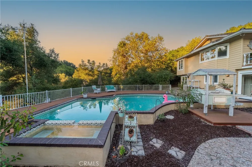 2923 Nuestra Fallbrook, CA 92028