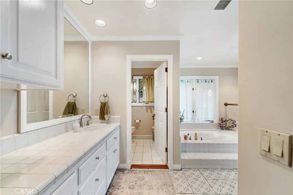 2923 Nuestra Fallbrook, CA 92028