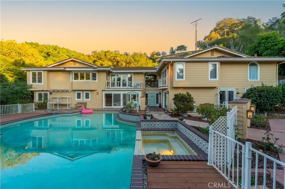2923 Nuestra Fallbrook, CA 92028