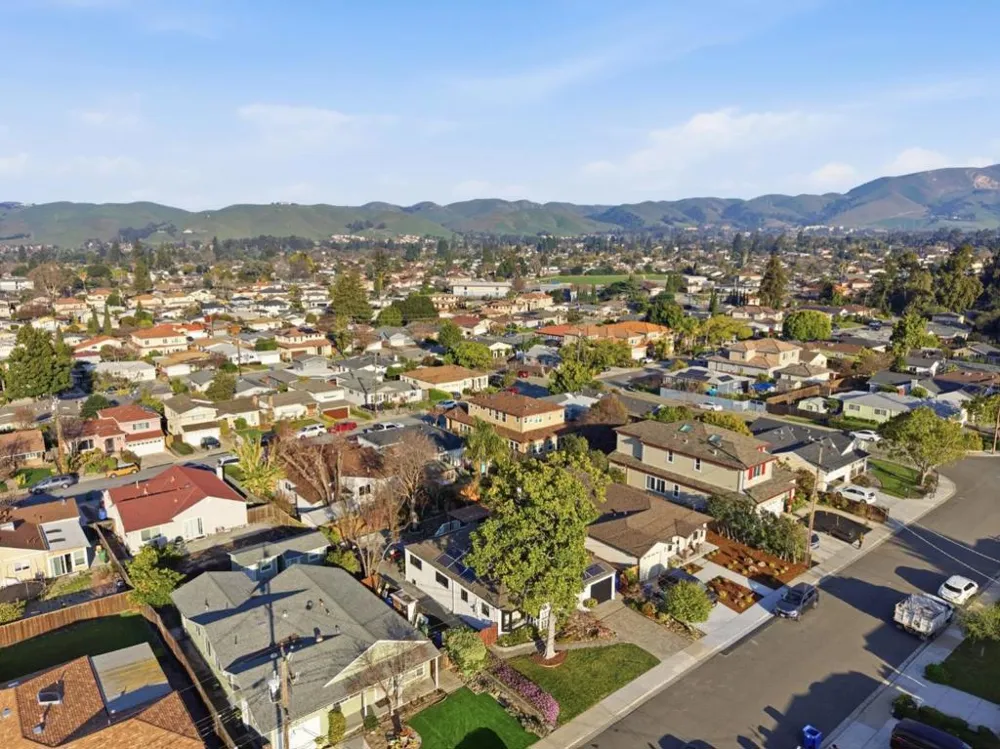 41392 Beatrice Street Fremont, CA 94539