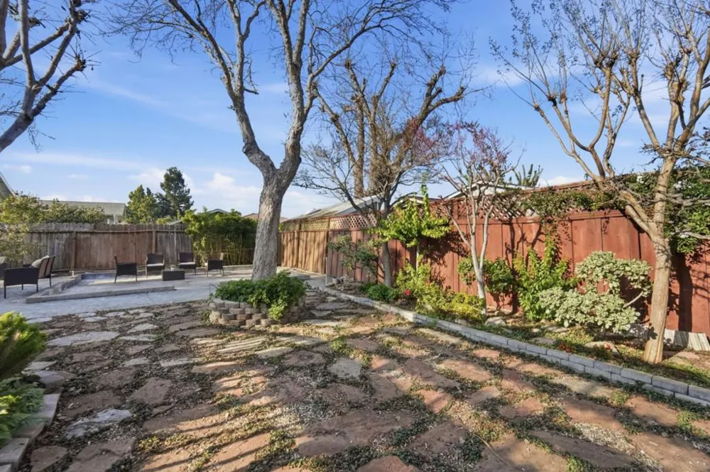 41392 Beatrice Street Fremont, CA 94539