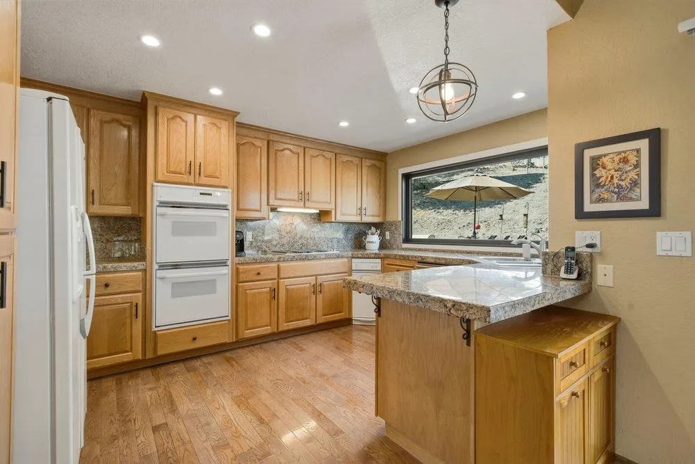 17795 Holiday Drive Morgan Hill, CA 95037