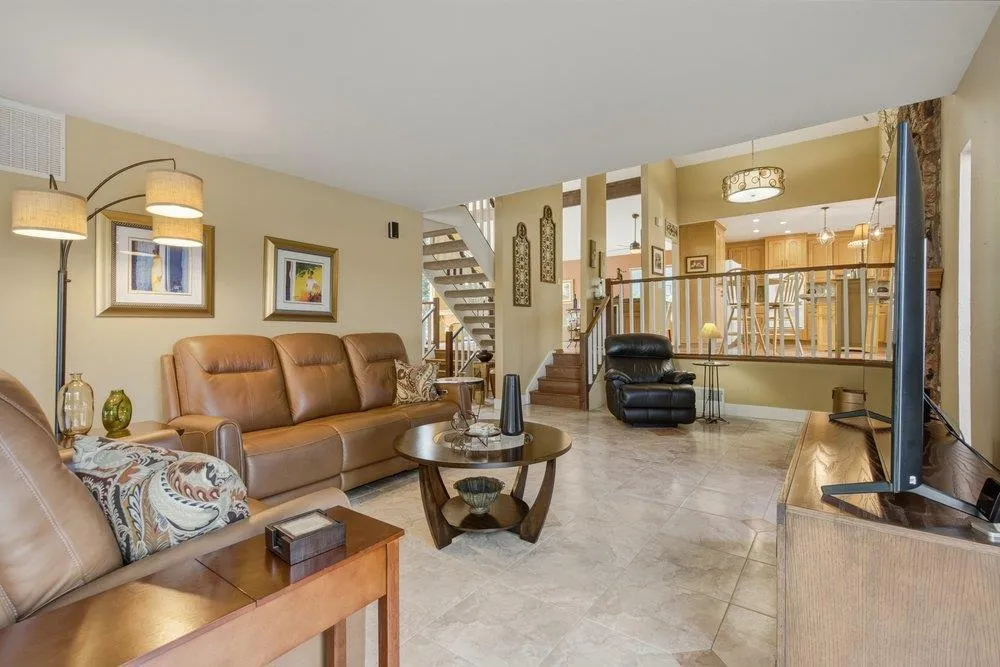 17795 Holiday Drive Morgan Hill, CA 95037