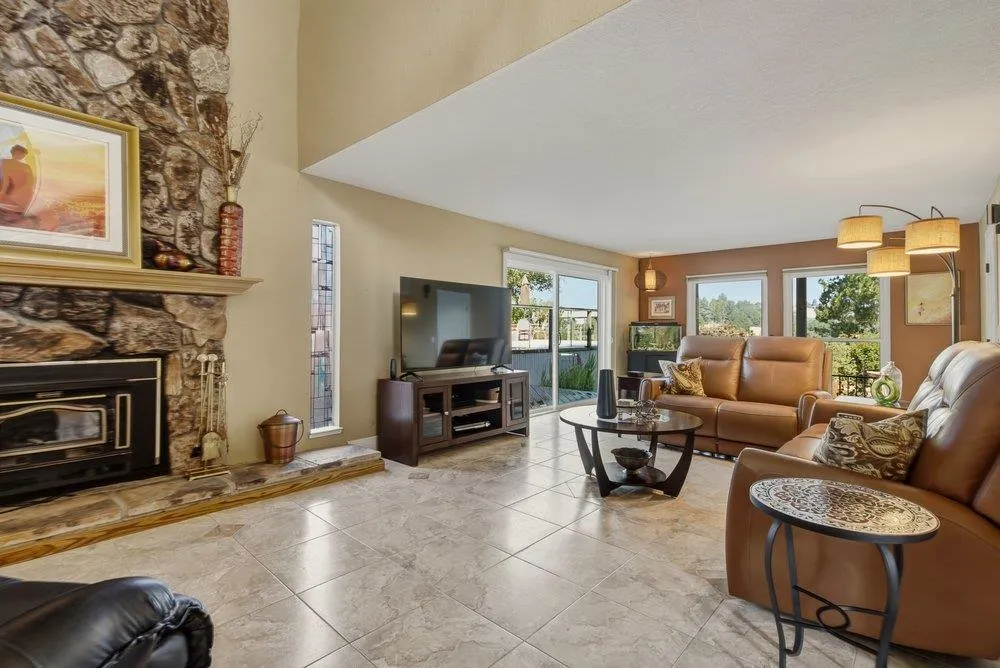 17795 Holiday Drive Morgan Hill, CA 95037