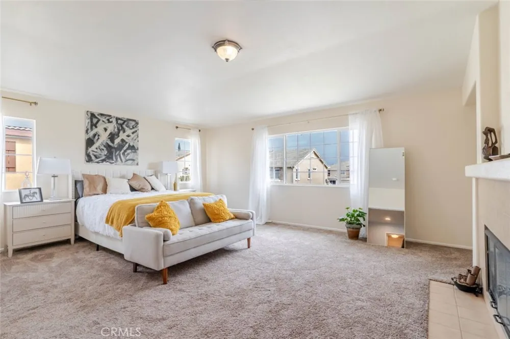 39112 Desert Holly Lane Palmdale, CA 93551