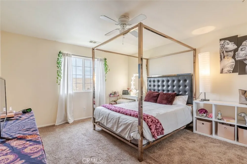 39112 Desert Holly Lane Palmdale, CA 93551