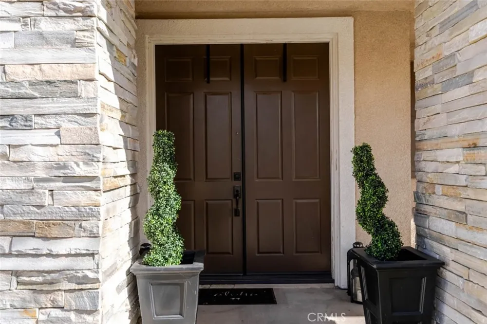 39112 Desert Holly Lane Palmdale, CA 93551