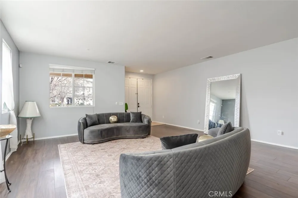 39112 Desert Holly Lane Palmdale, CA 93551