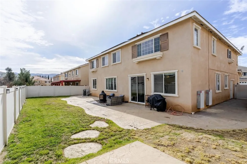 39112 Desert Holly Lane Palmdale, CA 93551