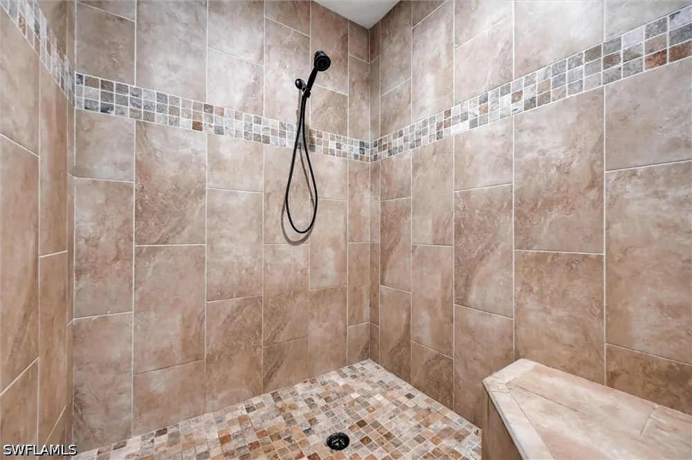 19th Avenue SW Naples, FL 34117