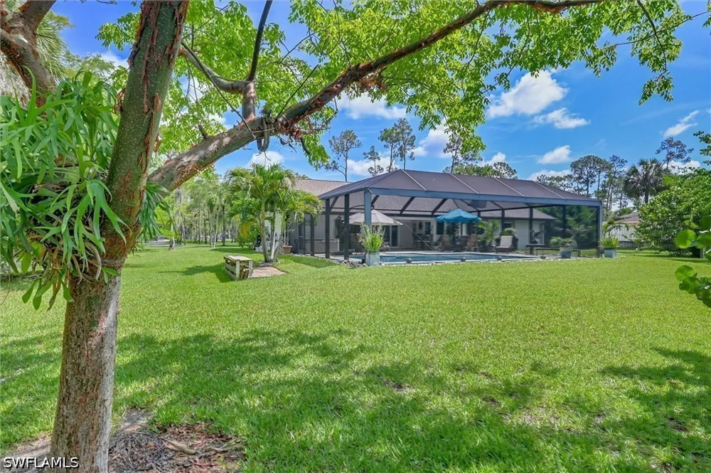 19th Avenue SW Naples, FL 34117