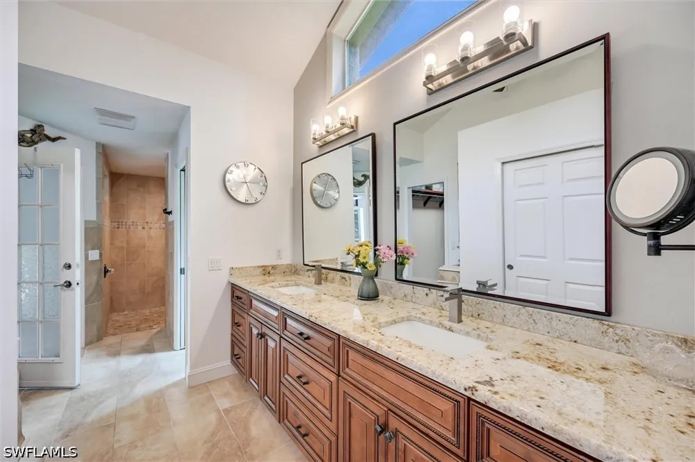19th Avenue SW Naples, FL 34117