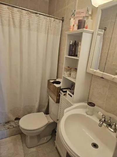 2004 NW 38th Terrace #803 Lauderdale Lakes, FL 33311
