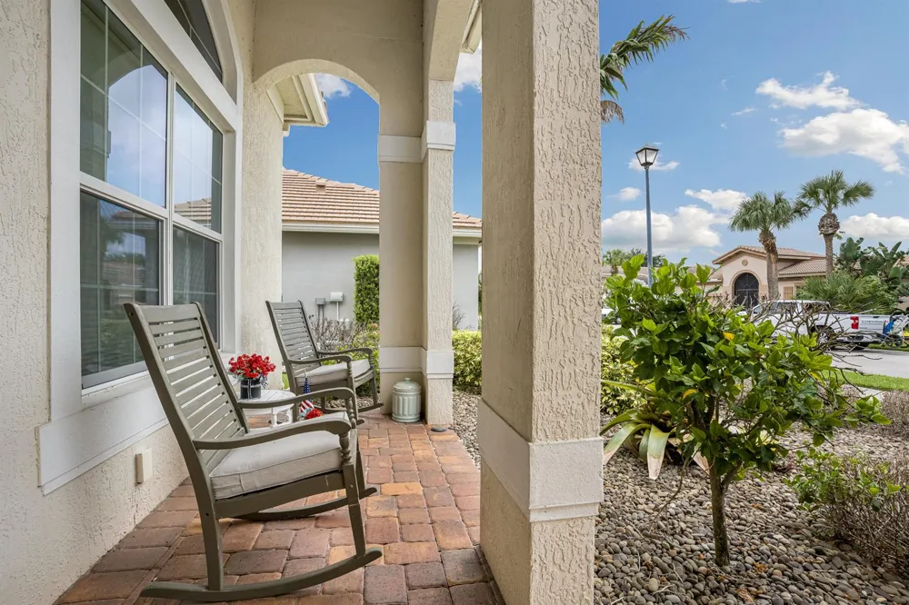 1774 Belmont Circle SW Vero Beach, FL 32968