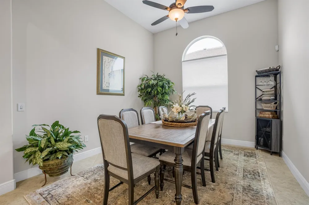 1774 Belmont Circle SW Vero Beach, FL 32968