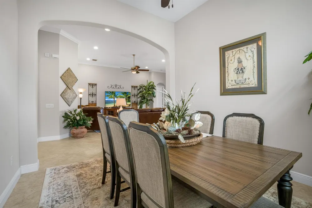 1774 Belmont Circle SW Vero Beach, FL 32968
