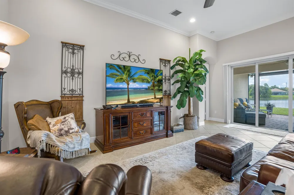 1774 Belmont Circle SW Vero Beach, FL 32968