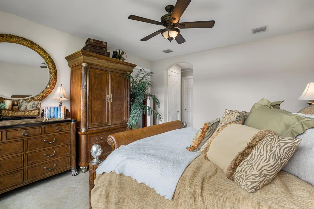 1774 Belmont Circle SW Vero Beach, FL 32968