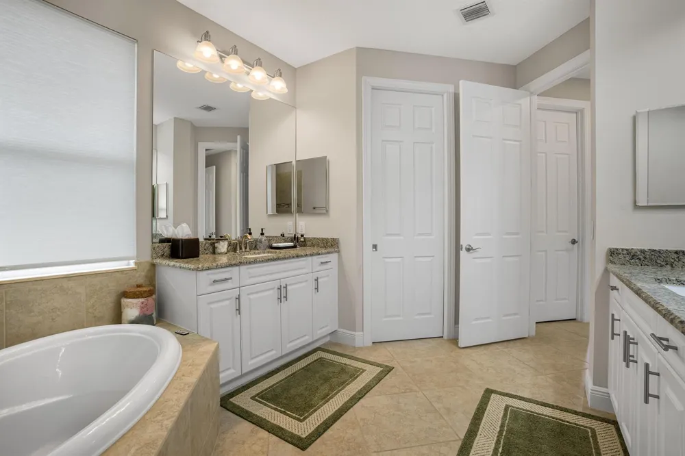 1774 Belmont Circle SW Vero Beach, FL 32968