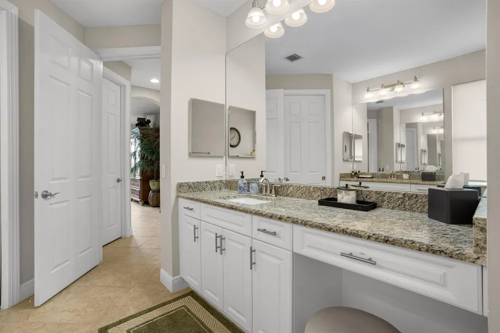 1774 Belmont Circle SW Vero Beach, FL 32968
