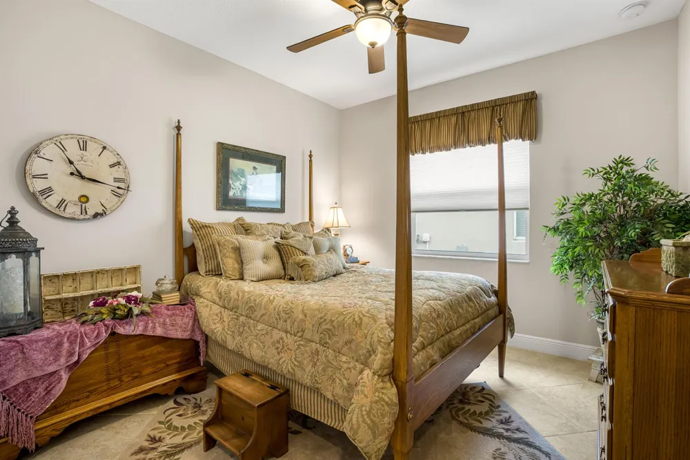 1774 Belmont Circle SW Vero Beach, FL 32968