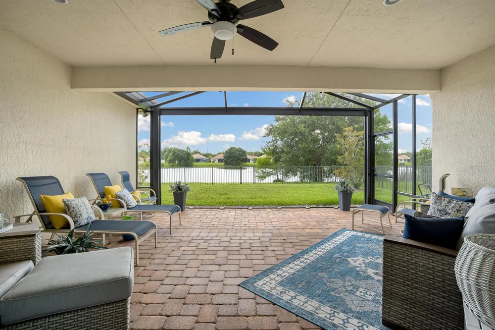 1774 Belmont Circle SW Vero Beach, FL 32968
