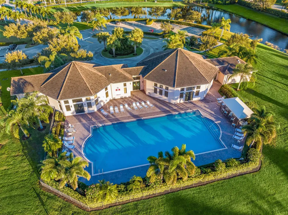 1774 Belmont Circle SW Vero Beach, FL 32968