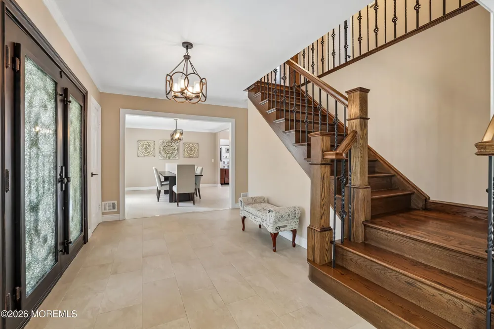 2 Candlelight Drive Holmdel, NJ 07733