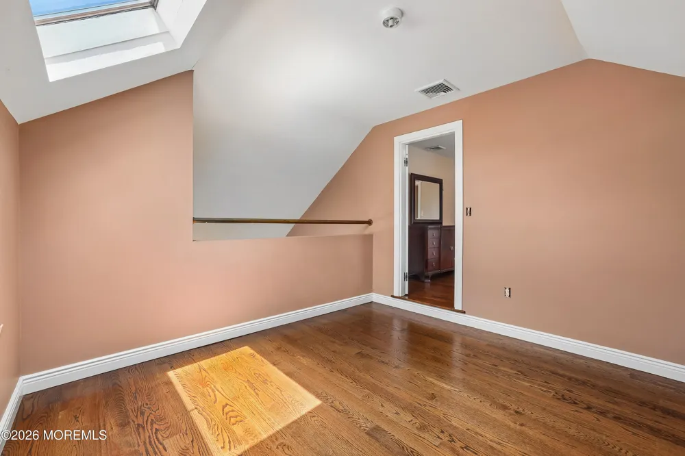 2 Candlelight Drive Holmdel, NJ 07733